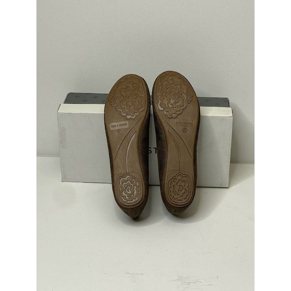 Sun + Stone Flats 5.5 Taupe Cutout Design